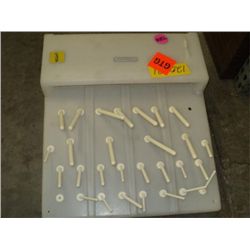 PLASTIC GLASS HOLDER