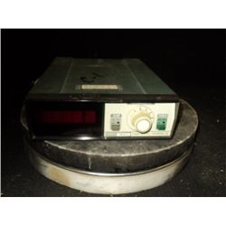 FLUKE 2168A DIGITAL THERMOMETER