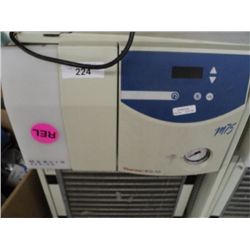 THERMO NESLAB MERLIN SERIES M75 CHILLER