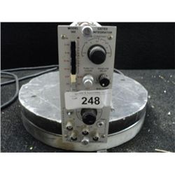 EG &G MODEL 165 GATED INTEGRATOR