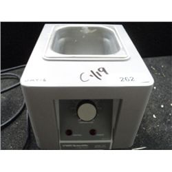 VWR SCIENTIFIC MODEL 1201 WATER BATH