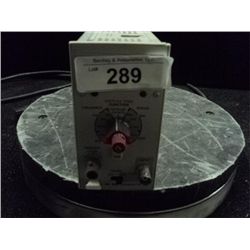 TEKTRONIX DC504 COUNTER/TIMER