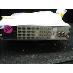 HP 3456A DIGITAL VOLTMETER