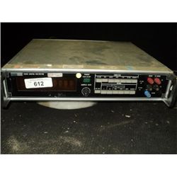 FLUKE 8300A DIGITAL VOLTMETER