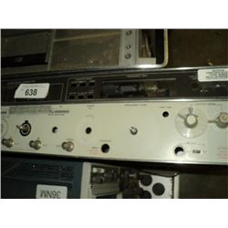 HP 8640B SIGNAL GENERATOR