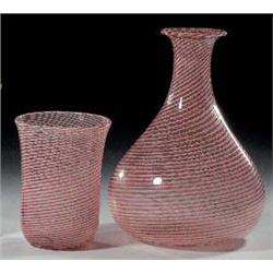 Nachtflasche und Becher