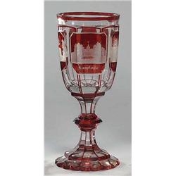 Deckelpokal mit Ansichten von Bad Pyrmont