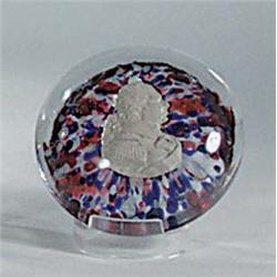 Briefbeschwerer mit Pastenbildnis