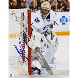 Roberto Luongo Signed Canucks 8x10 Photo (GA COA)