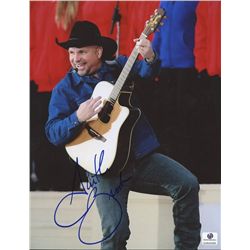 Garth Brooks Signed 8x10 Photo (PAAS)