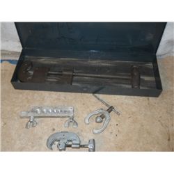 LARGE PIPE CUTTER & COPPER CUTTER W/ FLANGE TOOL
