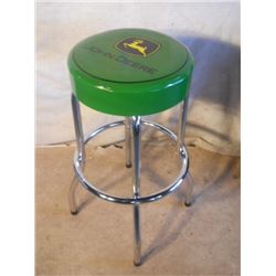 BRAND NEW JOHN DEERE WORKSHOP STOOL NEVER USED