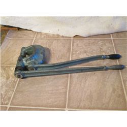 LARGE MANUAL HOLE PUNCH