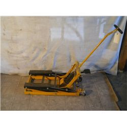 HARBOR FREIGHT TOOLS ATV LIFT