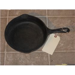 WAGNERWARE 9" PAN