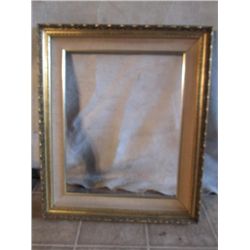 MATTED GOLD DECORATIVE PICTURE FRAME