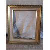 Image 1 : MATTED GOLD DECORATIVE PICTURE FRAME