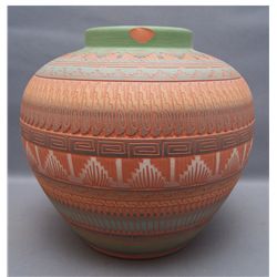 NAVAJO CERAMIC JAR