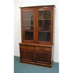 Victorian walnut bookcase, fitted a pair of g