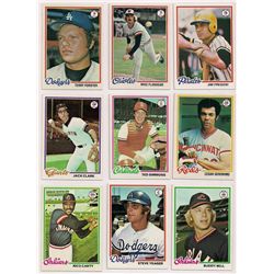 Lot of (100) 1978 Topps Baseball Cards