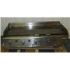 Image 1 : NICE LARGE SOUTHBEND 5 BURNER GRILL
