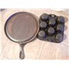 Image 2 : 9 1/2 in. cast iron usa flat pan w/ 8 Muffin TIn