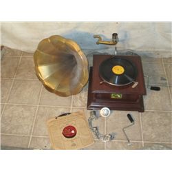 VINTAGE PHONOGRAPH THE GRAMAPHONE CO. HIS MASTER'S