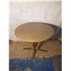 Image 1 : Round Dining 29 1/2" tall Table