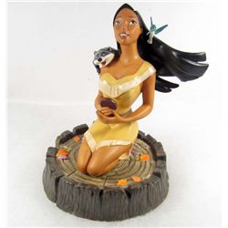 WALT DISNEY CLASSICS POCAHONTAS SCULPTURE IN ORIGINAL BOX  W/ COA