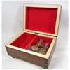 Image 3 : LOT OF 3 WALT DISNEY CLASSICS MUSIC BOXES