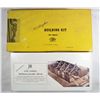 Image 1 : LOT OF 2 TRAIN MODEL BUILDING KITS