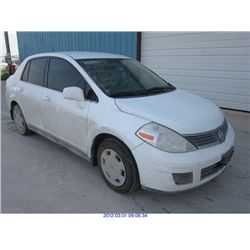 2007 - NISSAN VERSA // EXPORT ONLY // SALVAGE TITLE