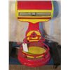 Image 1 : Prestine Red And Yellow Meat Scale
