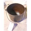 Image 1 : Large Cast Iron Footed Soup Pot -antique-