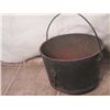 Image 1 : 7 1/2" Deep 9 1/2" Wide Cast Iron Pot