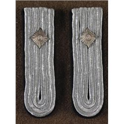 WWII Original Nazi Silver Shoulder Boards Pair w/ Pips