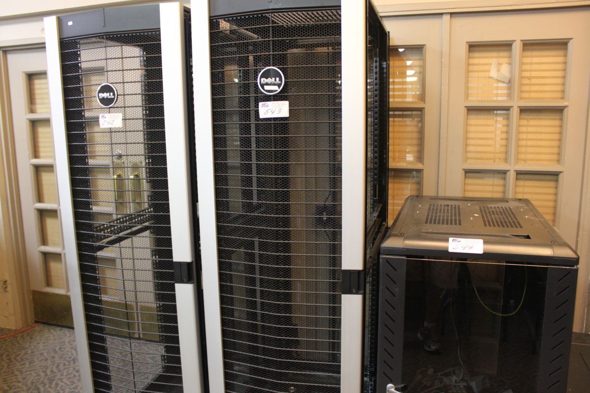LARGE DELL SERVER RACK