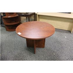 AUTUMN MAPLE 42" ROUND TABLE