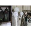 Image 1 : 3 - 4 LIGHT OUTDOOR PEDESTAL LANTERN