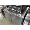 Image 1 : 2 DOOR STAINLESS STEEL COUNTER CABINET