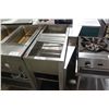 Image 1 : SMALL STAINLESS STEEL PREP COUNTER