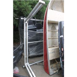 BOAT RACK