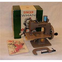 Singer sewing machine for children, Sewhandy