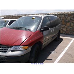 1999 - PLYMOUTH VOYAGER