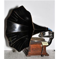 Original Victor grammophone