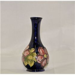 Moorcroft england art pottery bud vase