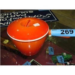 Le Croiset france cookpot and lid