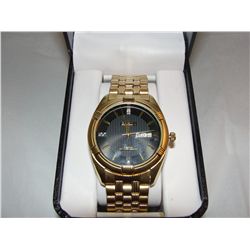 Mans elgin diamond watch. new works