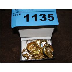 Box of assorted jewelery