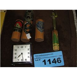 Lot of assorted collectable items